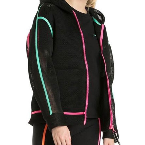 Puma Women’s Size M Mesh Chase Spacer Hoodie - Picture 7 of 8